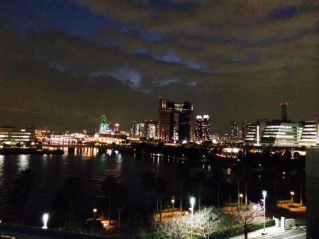 国際展示場の夜の景色