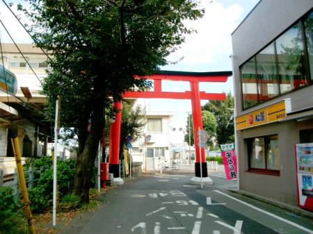 東伏見駅南口